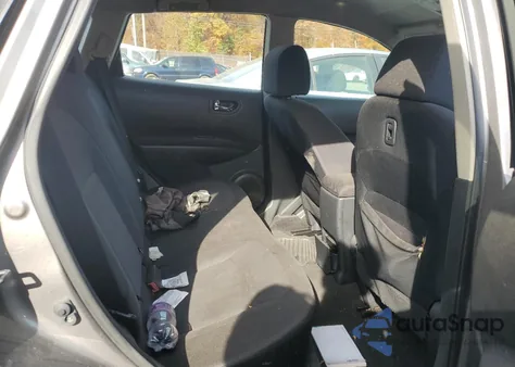 2013 Nissan Rogue S z USA, uszkodzony, nr VIN JN8AS5MV2DW662431